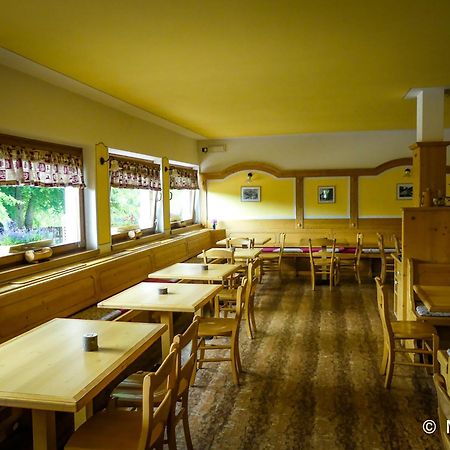 Отель Rifugio Viote Васон Экстерьер фото